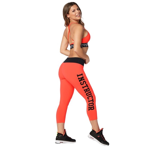 NWT Zumba Instructor Crop Leggings S/M/L Orange - Picture 2 of 3